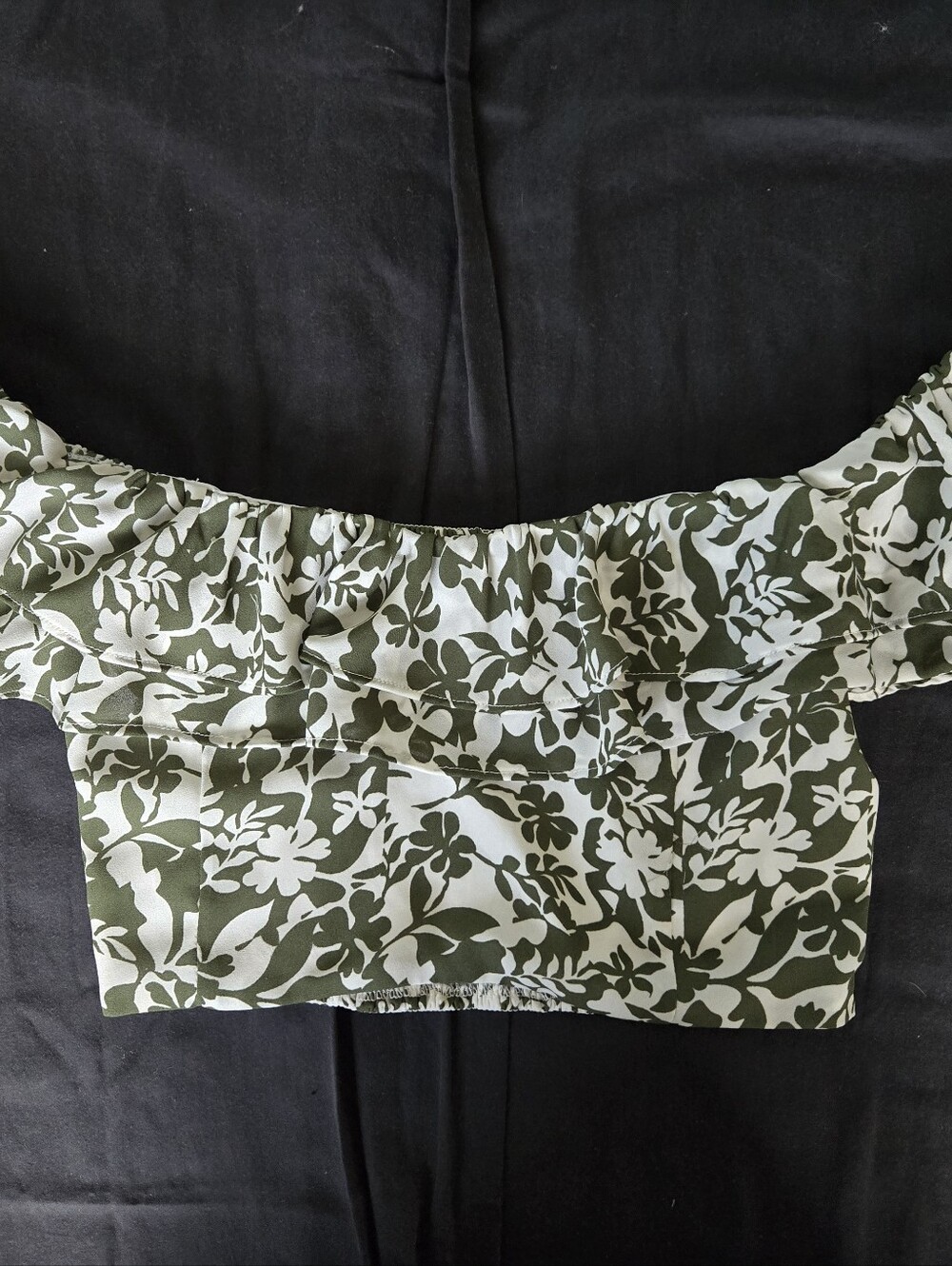 Floral Strapless Green and White Off-shoulder Flounce-trim Crop Top